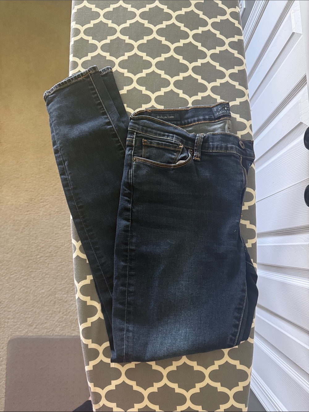 Lucky Brand Brooklyn Skinny Jeans 10 30 Women's Dark Indigo Mid Rise 32" Inseam